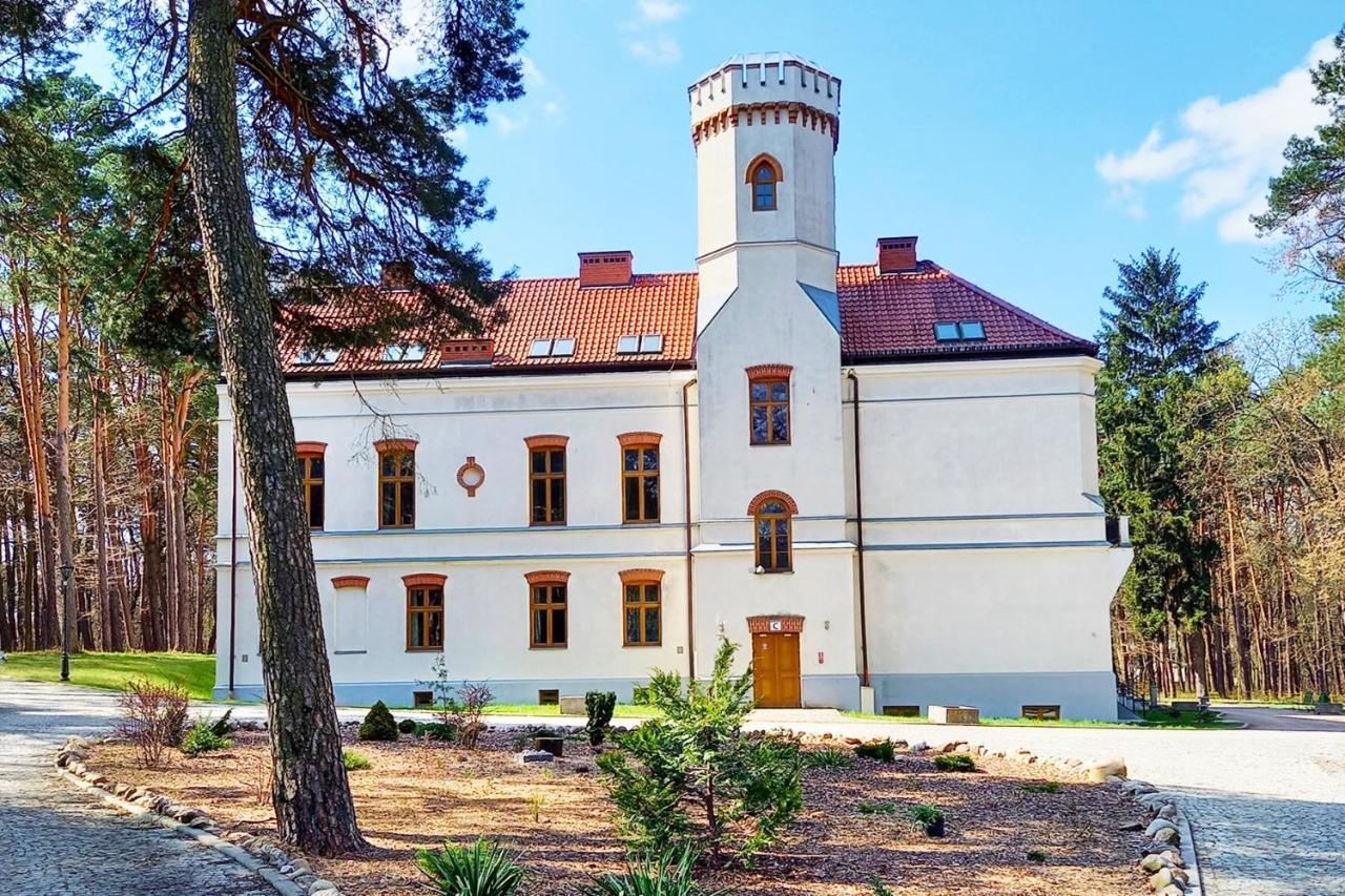 Hotel Dobry Zakatek Dom Rekolekcyjny Konstancin-Jeziorna Exteriér fotografie
