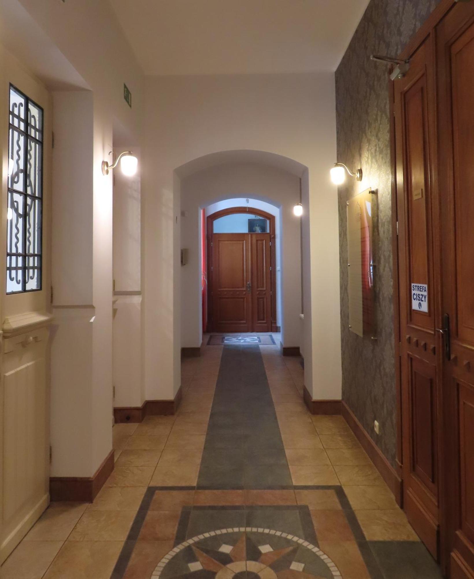 Hotel Dobry Zakatek Dom Rekolekcyjny Konstancin-Jeziorna Exteriér fotografie