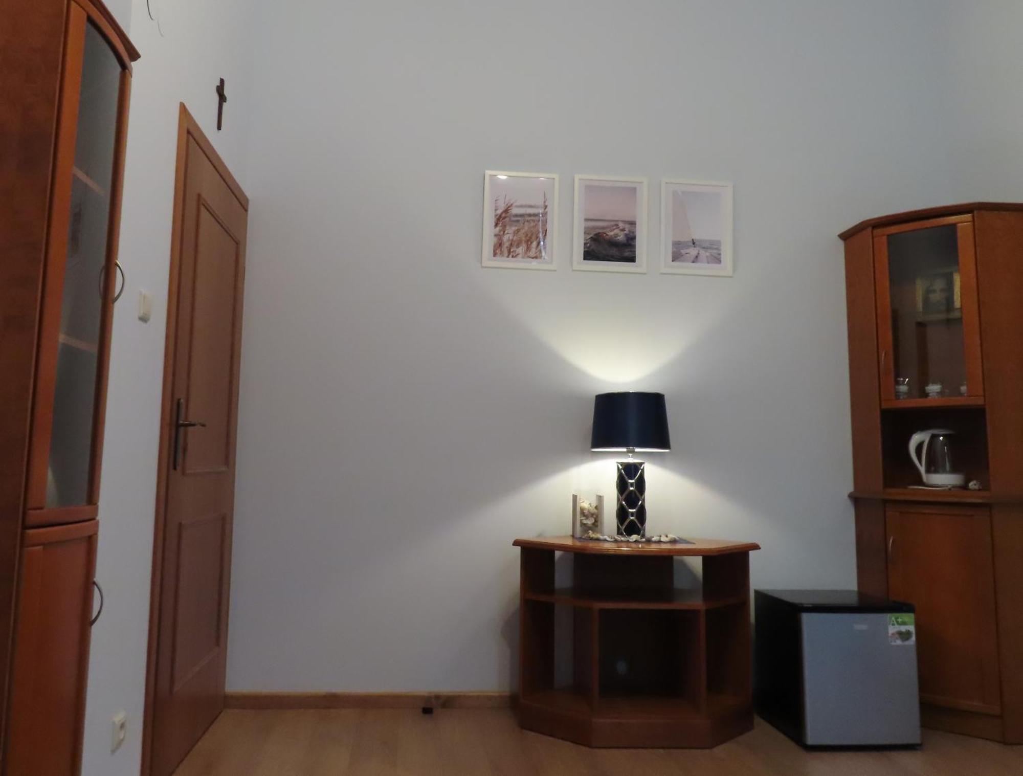 Hotel Dobry Zakatek Dom Rekolekcyjny Konstancin-Jeziorna Exteriér fotografie