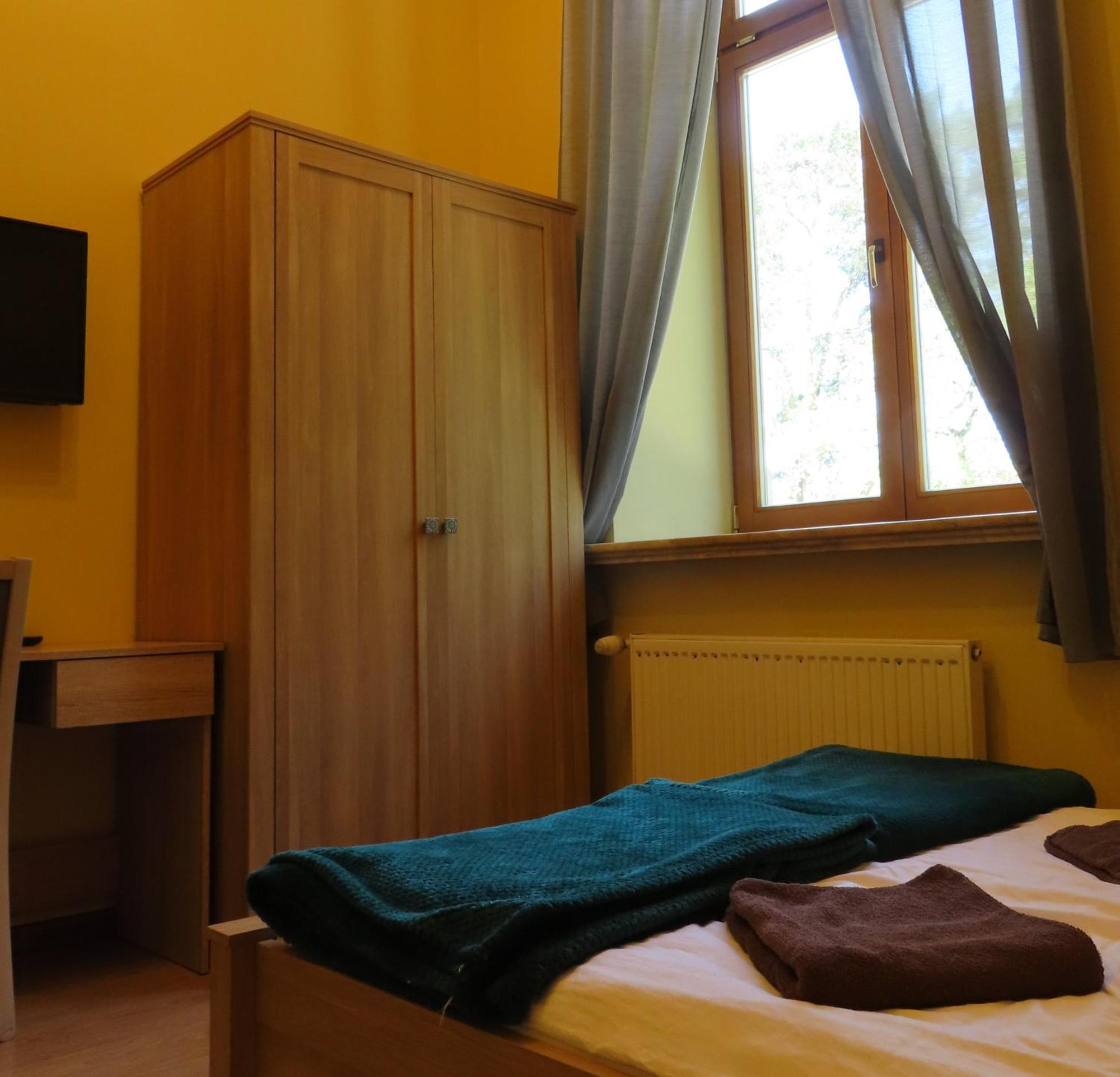 Hotel Dobry Zakatek Dom Rekolekcyjny Konstancin-Jeziorna Exteriér fotografie