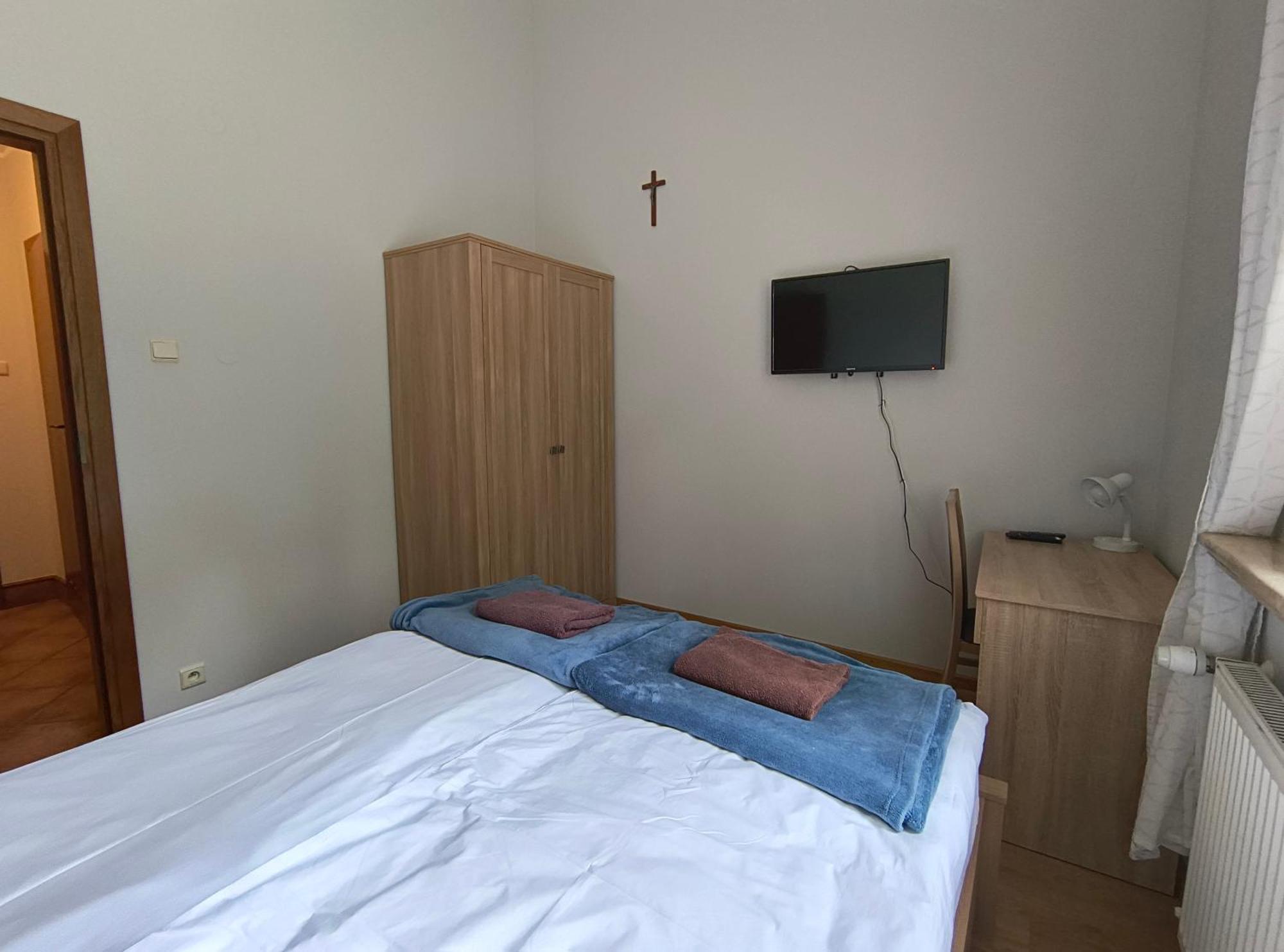 Hotel Dobry Zakatek Dom Rekolekcyjny Konstancin-Jeziorna Exteriér fotografie