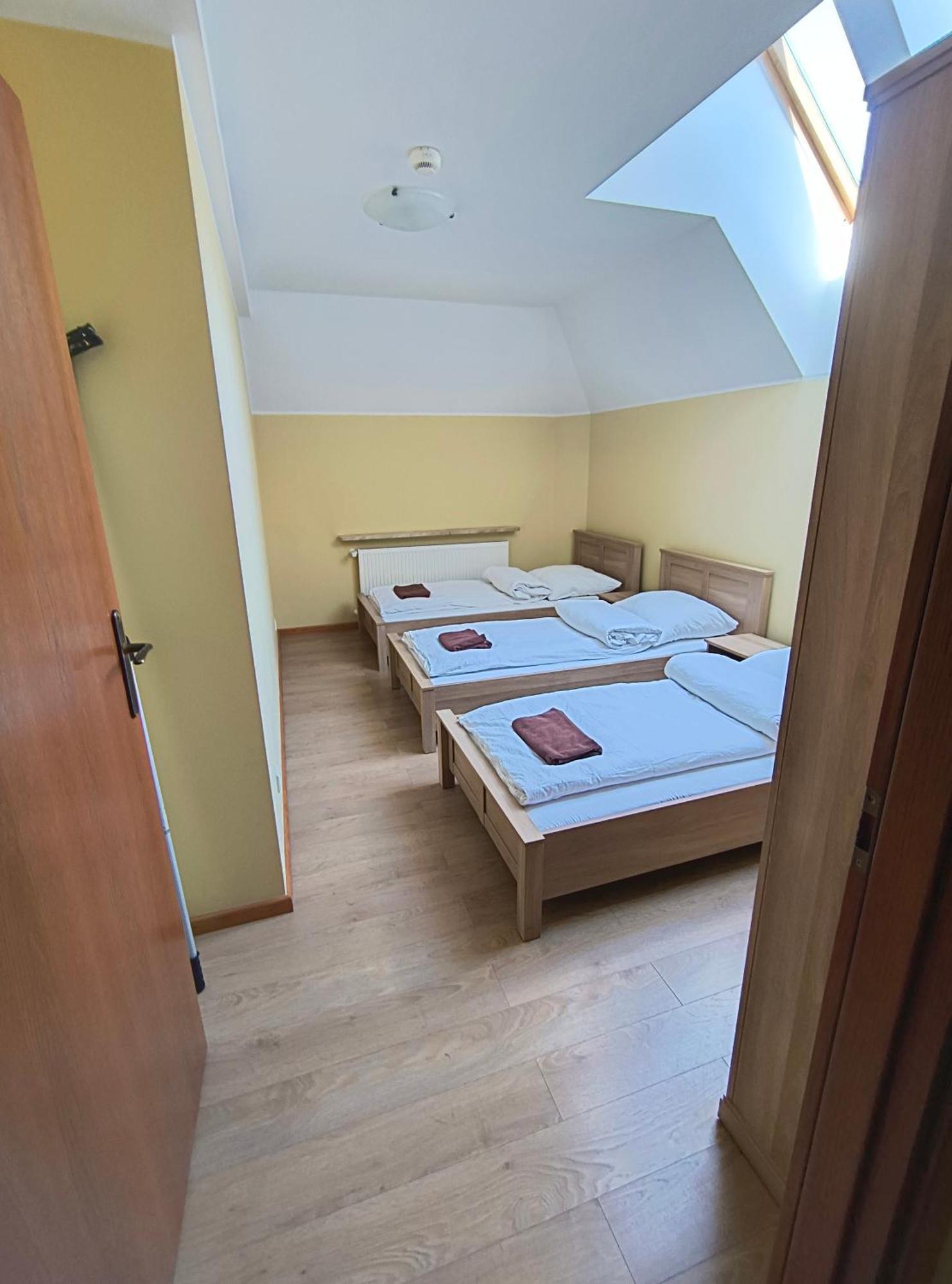 Hotel Dobry Zakatek Dom Rekolekcyjny Konstancin-Jeziorna Exteriér fotografie